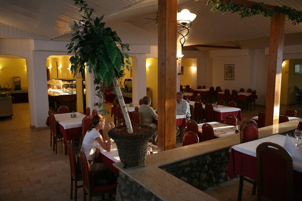 Hotel Omorika Punat Exterior foto